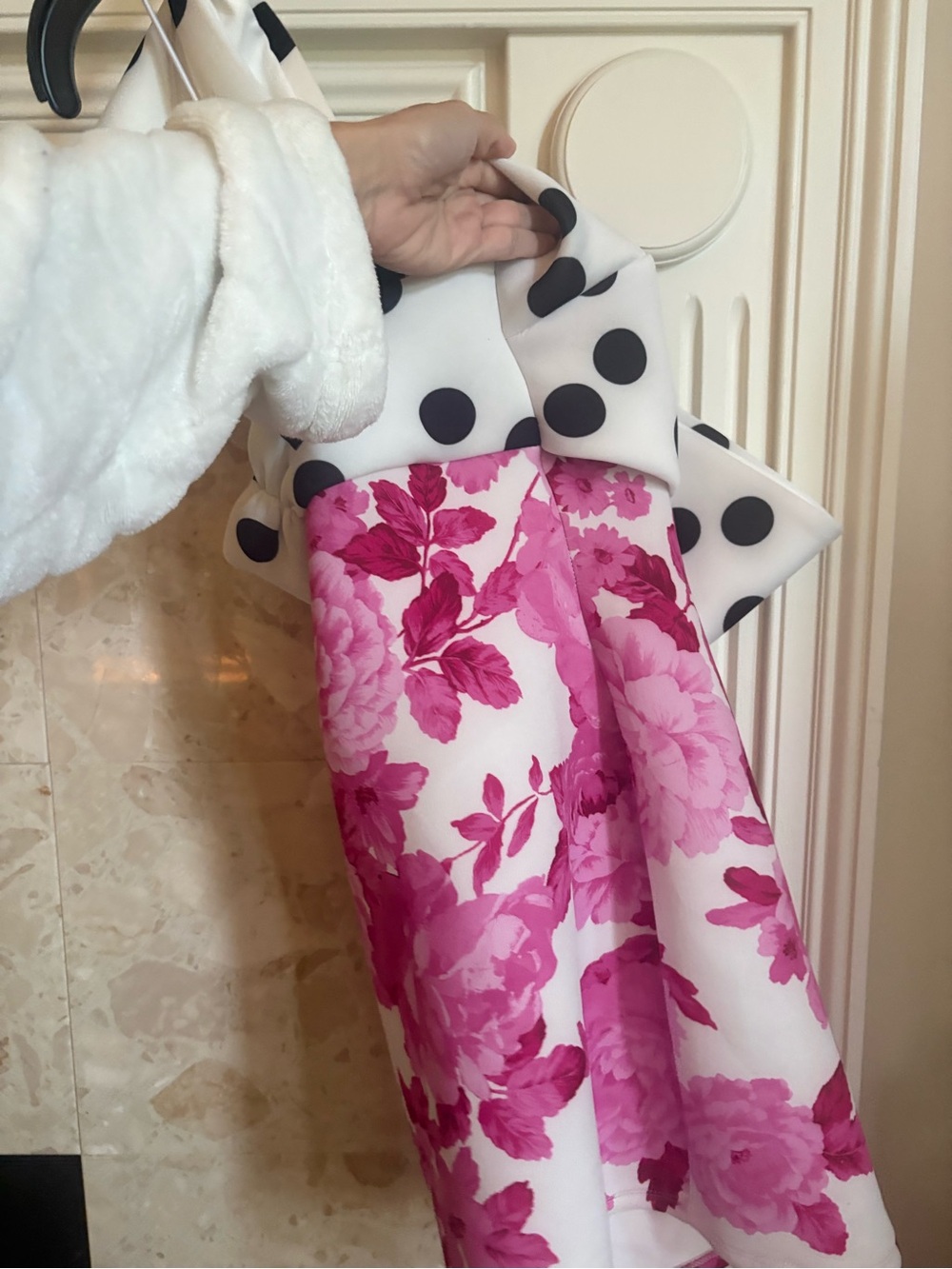 Elegant White Polka Dot and Pink Floral Bow dress - Picture 2 of 4